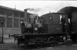 Locomotora 020-0201 de RENFE, ex nº 01 de la Compañía de los Ferrocarriles Andaluces, remolcando ...