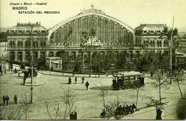 [En el reverso, el texto]: 2. Madrid-Atocha, hacia 1905. [Estación del Mediodía]. (Colección Carl...