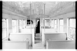 Interior de un automotor eléctrico o unidad de tren eléctrica de la serie 431 de RENFE del Ferroc...