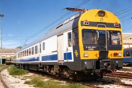 Electrotrenes serie 444, construidos por Construcciones y Auxiliar de Ferrocarriles (CAF) y Mater...