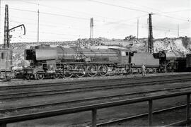 Locomotoras de vapor de la serie 242 - 2001 a 2010 "Confederación" de RENFE en el depós...