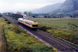 Electrotrenes de la serie 432 de RENFE, ex WMD 511 a 530, fabricada por CAF y MACOSA entre 1971 y...