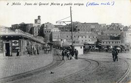 Vista del Paseo del General Macías y del pueblo antiguo de Melilla