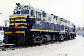 Vista de las locomotoras diesel BRC-603 y BRC-600 (C424), de la Compañía Belt Railway of Chicago....