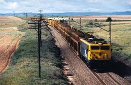 Locomotora eléctrica 269 - 108 de la serie 269 - 001 a 114 de RENFE, fabricada por CAF entre 1973...
