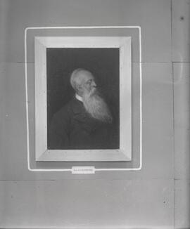 Reproducción fotográfica de un retrato de Alejandro Pidal Mon, conservado en el Museo del Ferroca...