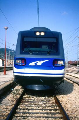 Tren Alaris para el servicio ferroviario diurno de largo recorrido, perteneciente a la serie de a...