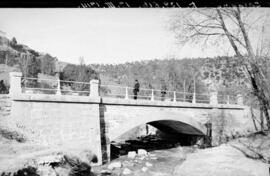 Puente de fábrica sobre el río Henares en el Km.129,616 de la línea Madrid-Barcelona.