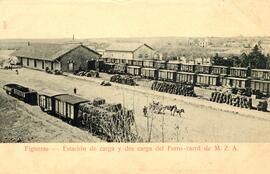 Muelles de carga y descarga de la estación Figueras