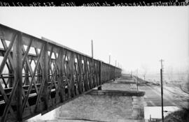 Puente sobre el río Muga