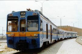 Unidades eléctricas serie 440 construidas por Construcciones y Auxiliar de Ferrocarriles (CAF), W...