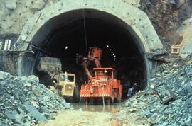 Túnel en construcción de la línea de alta velocidad Madrid - Sevilla