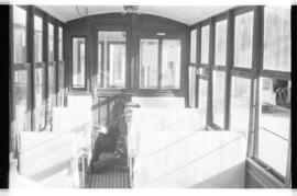 Interior de un tranvía de los tranvías del Tranvía Ferrocarril de Sierra Nevada