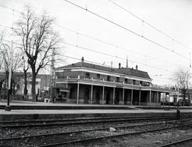 Estación de Pozuelo de la línea de Madrid a Irún