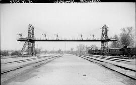 Puente de señales de la estación de Aranjuez de la línea de Madrid a Alicante