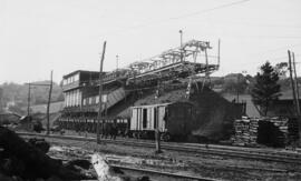 Cargadero de mineral de hierro de Regueral del Ferrocarril del Carreño