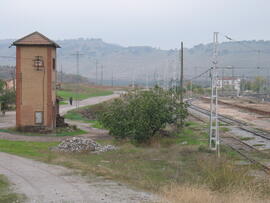 TÍTULO: Poblados ferroviarios