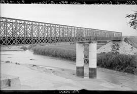 Puente viejo sobre el río Segura, situado en el km 440,990 de la línea de Chinchilla a Cartagena