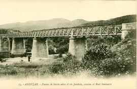 Puente metálico o viaducto sobre el río Jándula en Andújar