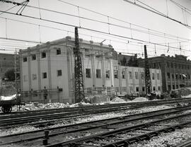 Estación de Madrid - Príncipe Pío. Edificios administrativos y viviendas de personal, del depósit...