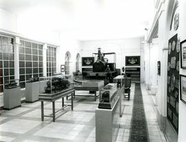Museo Nacional Ferroviario, con sede en el palacio de Fernán Núñez y acceso por la calle de San C...