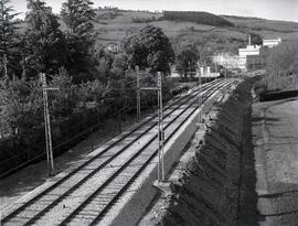 Km 615,400 de la línea de Madrid a Irún, entre el apeadero de Hernani y la estación de Hernani