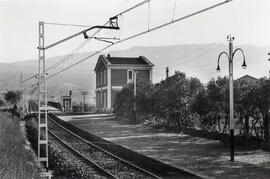 Apeadero de Capsanes de la línea Madrid-Atocha a Barcelona-Término (vía Caspe)
