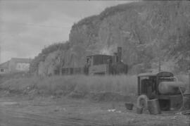 Locomotora de vapor nº3, de rodaje 0-3-1-T, recorriendo la vía de la línea del Ferrocarril de San...