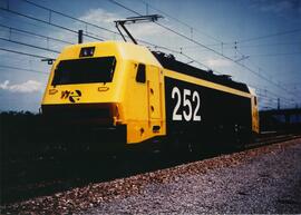 Locomotora eléctrica de la serie 252 para RENFE